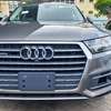 Audi Quattro Grey 2018 7 seater thumb 0