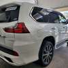 Lexus lX 570 thumb 0