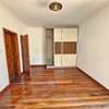 5 Bed Townhouse with En Suite in Lavington thumb 7