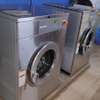 Commercial Washing Machine 14 Kg - Huebsch thumb 1