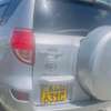 Toyota rav4 thumb 3