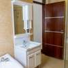 5 Bed Apartment with En Suite at Hatheru Road thumb 3
