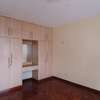 4 Bed Apartment with En Suite at 2Nd Parklands Avenue thumb 4