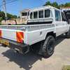 Toyota land Cruiser V8 Hard top Pick up 2014 thumb 7
