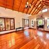 6 Bed House with En Suite in Ridgeways thumb 15