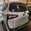 Toyota sienta thumb 7