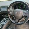 Honda Vezel Hybrid white 2018 2WD thumb 6