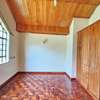 4 Bed House with En Suite in Rosslyn thumb 1