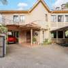 5 Bed House with En Suite in Lavington thumb 10