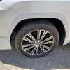 Lexus LX600 White Sport 2023 thumb 4