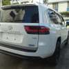 Toyota Land cruiser VX White 2021 thumb 6