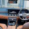 Mercedes Benz E200 thumb 2