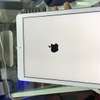 Apple iPad Air 64 GB Gray thumb 2