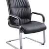 OFFICE CHAIR: Black  Heavy Leathered Office Chair thumb 5