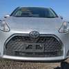 Toyota sienta 2022 model normal thumb 2