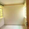 One Bedroom open plan kitchen apartment to let thumb 8