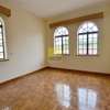 3 Bed Apartment in Brookside thumb 7