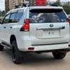 Toyota Land cruiser prado TX white 2017 thumb 8