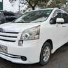 TOYOTA NOAH SECOND EDITION 2010 MODEL thumb 1