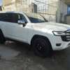 Toyota Land cruiser VX White 2021 thumb 3