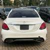 Mercedes benz C200 newshape thumb 5