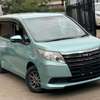Toyota Noah green thumb 1