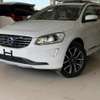 VOLVO XC60 T5 4WD  Sunroof  2017model thumb 3