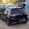 Volkswagen golf thumb 1