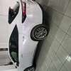 Toyota harrier newshape thumb 1