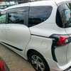 Toyota Sienta hybrid thumb 4