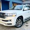 Toyota Land cruiser 4.6 V8 ZX 2017 model white fully loaded thumb 4