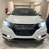 Honda Vezel hybrid white 2017 2wd thumb 0
