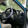 Toyota Auris newshape thumb 3