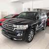 Toyota Land Cruiser ZX V8 sunroof black 2018 thumb 0