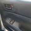 Toyota Probox Amarillo Utilitario Espacioso y Funcional thumb 6