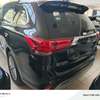 Mitsubishi outlander PHv thumb 7