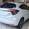 Honda Vezel Hybrid white 2019 2wd thumb 3