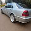 Mercedes C200 thumb 2
