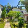 Serviced 1 Bed Apartment with En Suite at 1St Avenue thumb 0