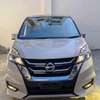 Nissan Serena highway Star ✨✨✨ Hybrid Gold 2018 thumb 10