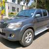 TOYOTA HILUX DOUBLE CAB MANUAL LOCALLY ASSEMBLED 2014 MODEL. thumb 6