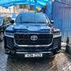 TOYOTA LAND CRUISER V8 ZX,2015(WE ACCEPT H.P ,DEPOSIT 3M) thumb 0