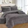 Fluffy duvets thumb 6