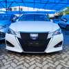 Toyota crown Athlete S 2018 Sunroof thumb 0
