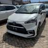 Toyota sienta modelista thumb 0