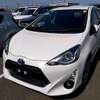 Toyota Aqua hybrid white colour 2016 model thumb 1
