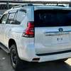 Toyota landcruiser Prado TXL thumb 5