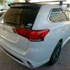 Mitsubishi outlander hybrid sunroof thumb 9