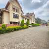 5 Bed Townhouse with En Suite at Lavington thumb 9