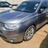 MITSUBISH OUTLANDER PHEV 2014MODEL thumb 8